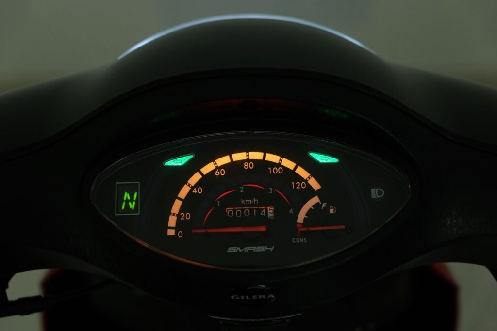 ‘Vua xe số’ 110cc mới của Ý chính thức ra mắt: Thiết kế ‘nét’ hơn Honda Future, trang bị bỏ xa Wave Alpha và RSX, giá rẻ ảnh 5