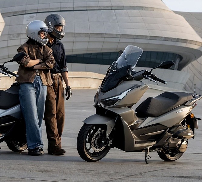 Quên Honda SH đi, ‘vua xe ga’ 150cc mới ra mắt với giá chỉ 50 triệu đồng: Rẻ hơn SH Mode, có ABS 2 kênh át vía Air Blade ảnh 1