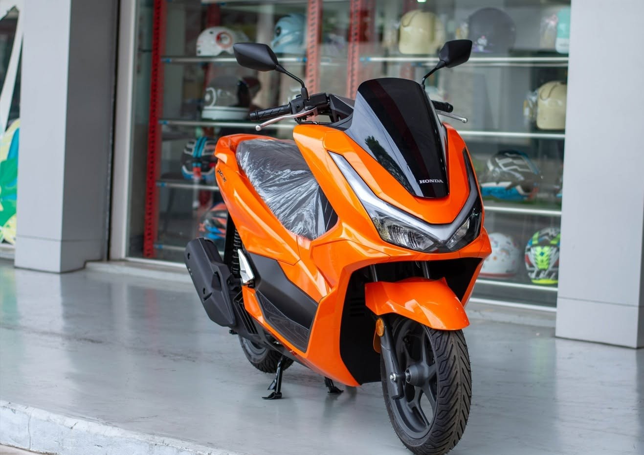 Honda chính thức ra mắt ‘vua xe ga’ 160cc mới trông ‘chất’ hơn SH 160i, trang bị trên cơ SH Mode và Vario, giá hấp dẫn ảnh 2