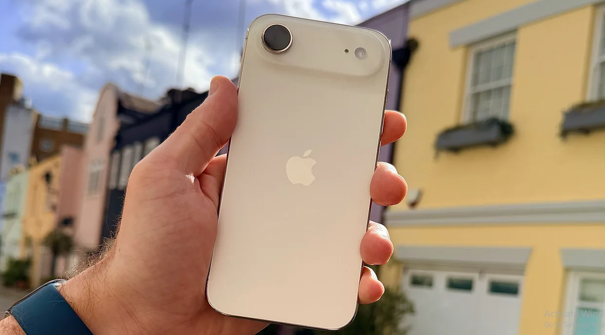 iphone-air-1790156291.png