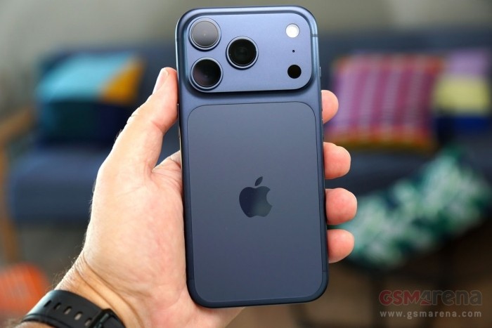 iphone-17-pro-2-1790307900.jpg
