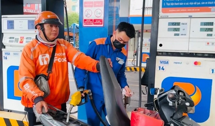 Tin xe trưa 25/9: Ra mắt ‘vua côn tay’ mới phân khối lớn hơn Honda Winner R và Yamaha Exciter, có ABS 2 kênh, giá mềm ảnh 2