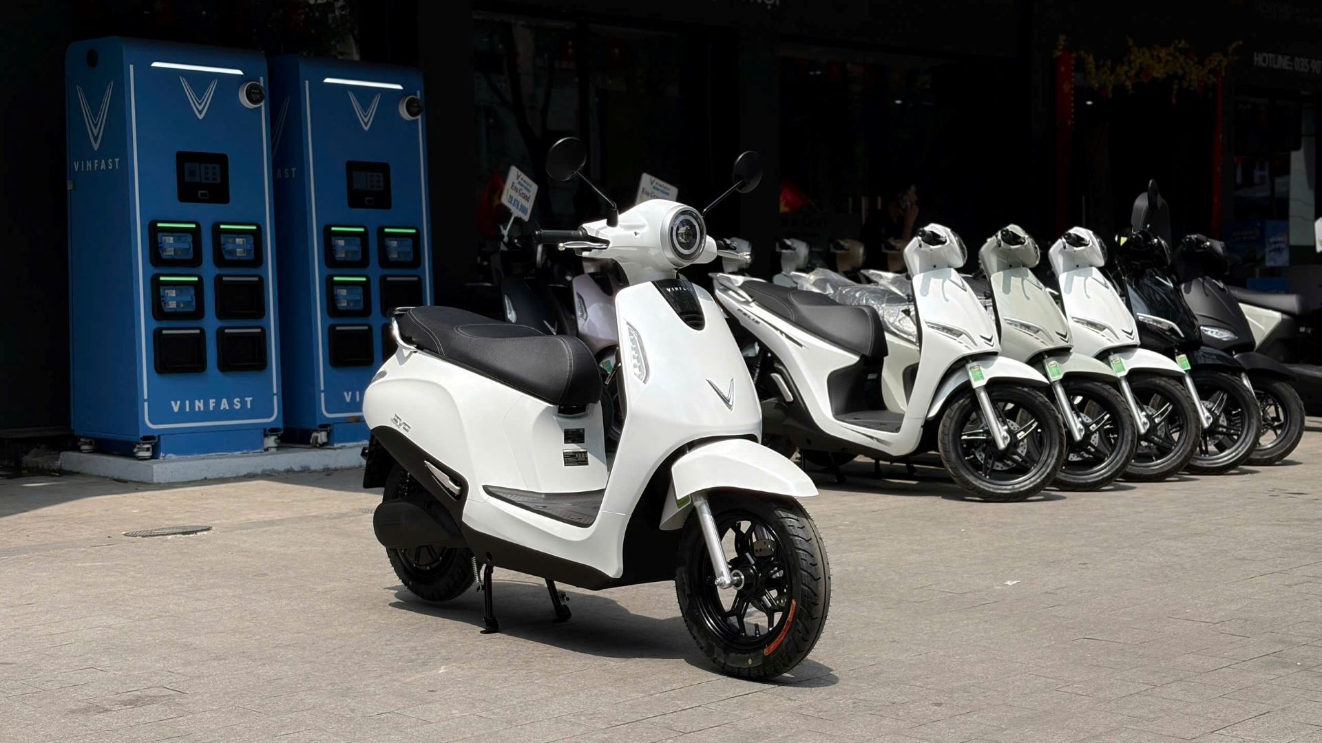 Evo, Feliz II, Viper: Ba lựa chọn xe máy điện đổi pin VinFast ảnh 1