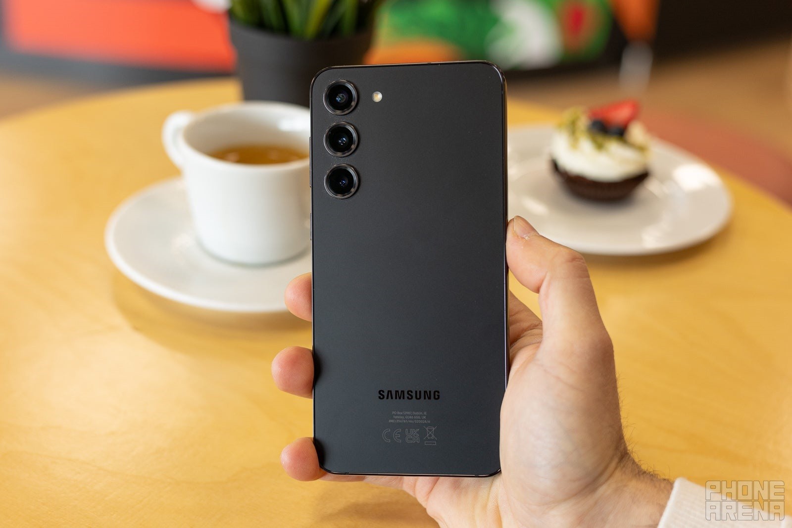 galaxy-s23-plus-t5-25-888-1790740108.jpg