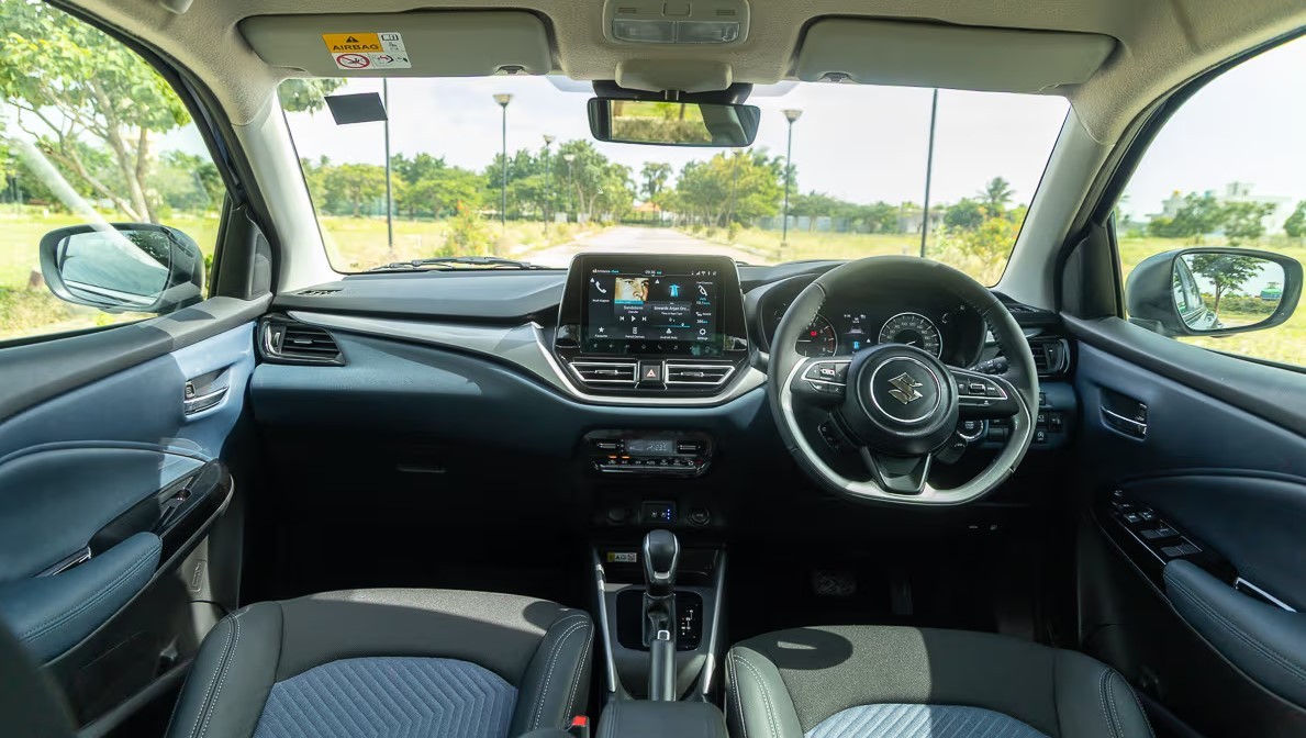 Lãng quên Honda SH, dân tình đổ xô săn đón ô tô ‘quốc dân’ mới của Suzuki giá 161 triệu đồng, rẻ hơn Hyundai Grand i10 ảnh 4