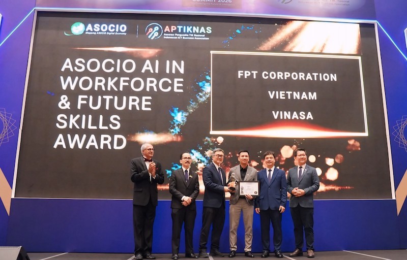 fpt-duoc-vinh-danh-o-hang-muc-ai-trong-nguon-nhan-luc-ky-nang-tuong-lai-1791344575.jpeg