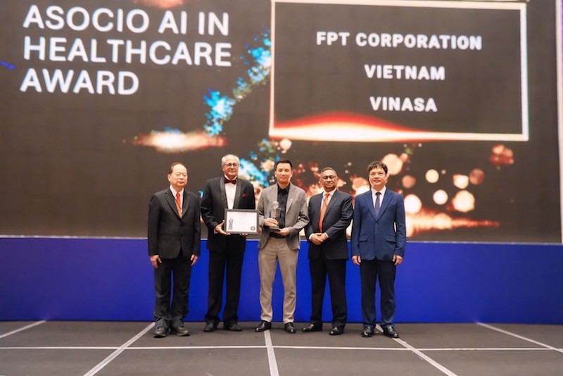 fpt-duoc-vinh-danh-o-hang-muc-ai-trong-y-te-1791344575.jpeg