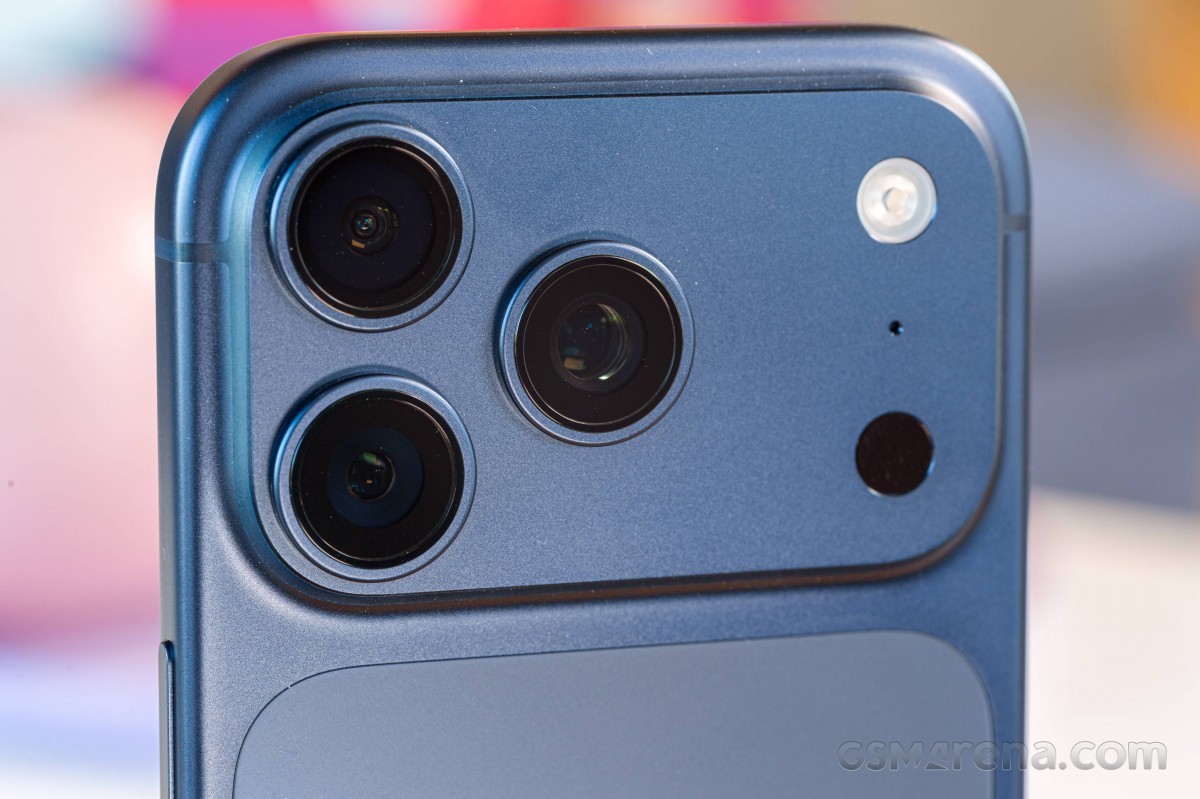 iphone-17-pro-7-1791798264.jpg