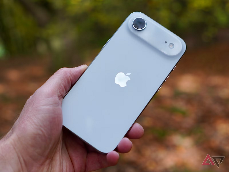 iphone-air-1792379286.png
