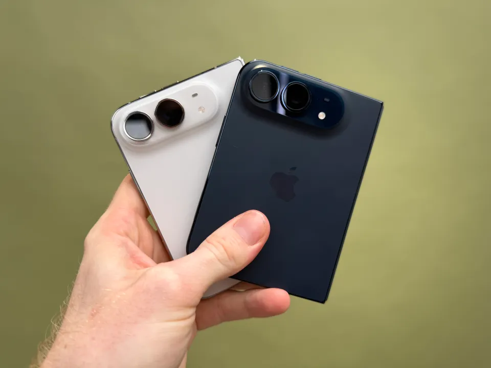iphone-duo-1792471589.png