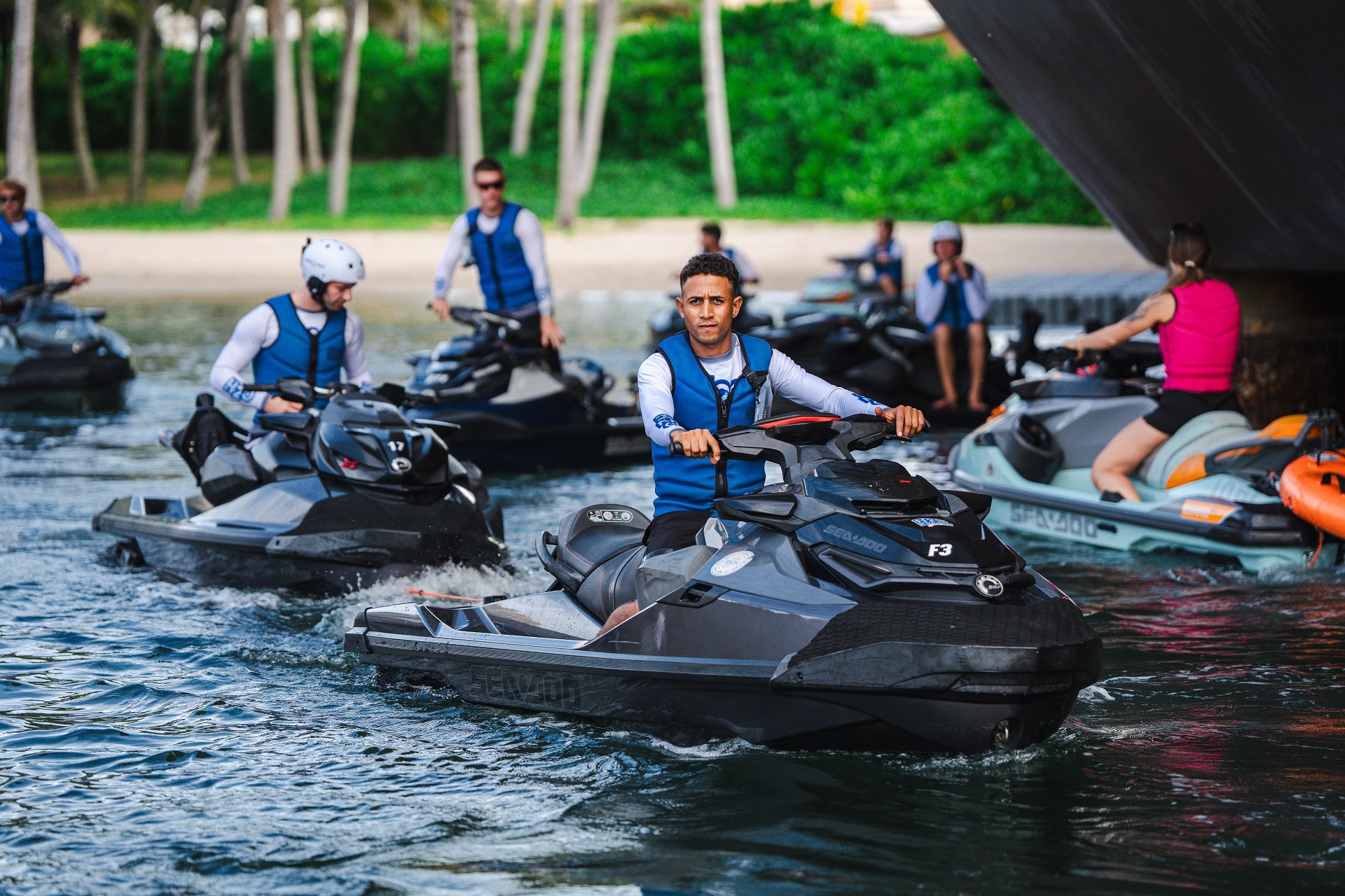 jetski-symphony-of-the-sea-1792658803.jpg
