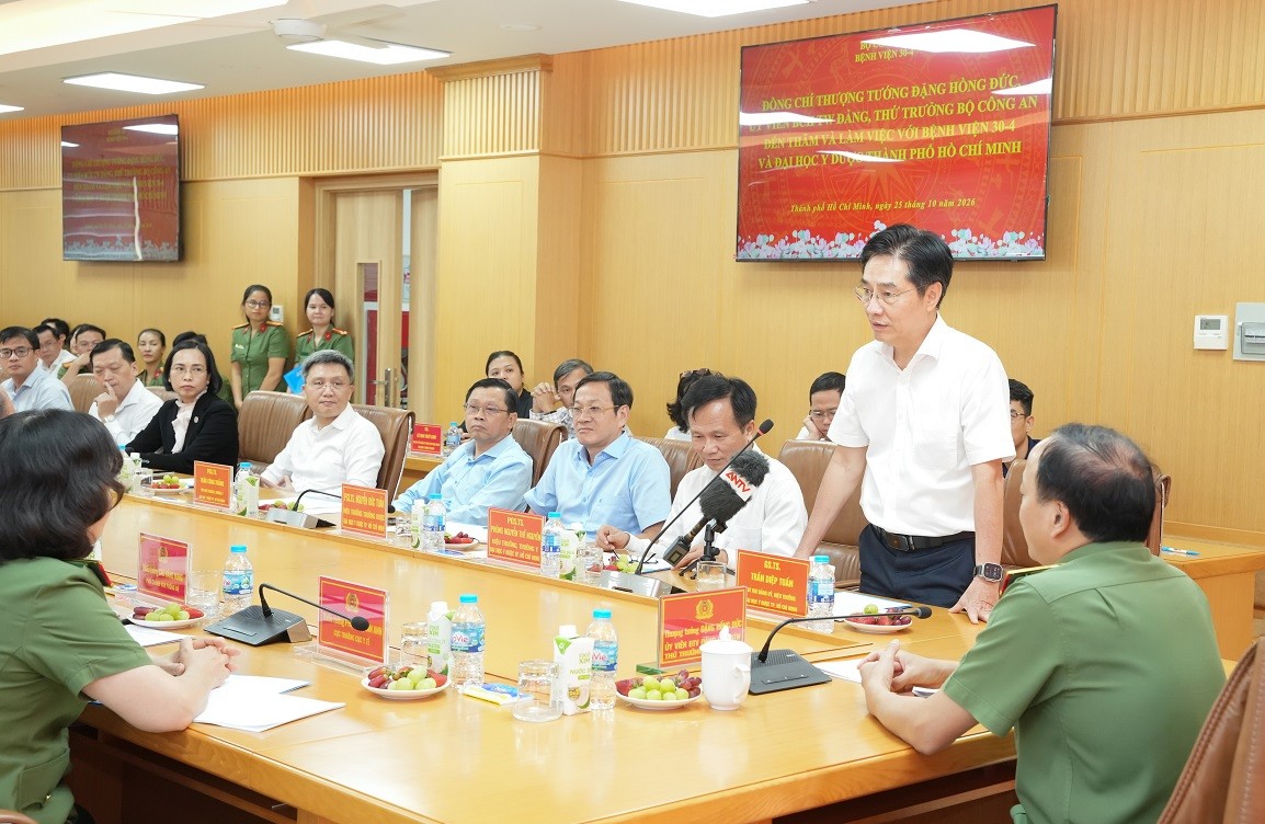 thuc-day-hop-tac-vien-truong-nang-cao-chat-luong-kham-chua-benh-3-1792929256.jpg