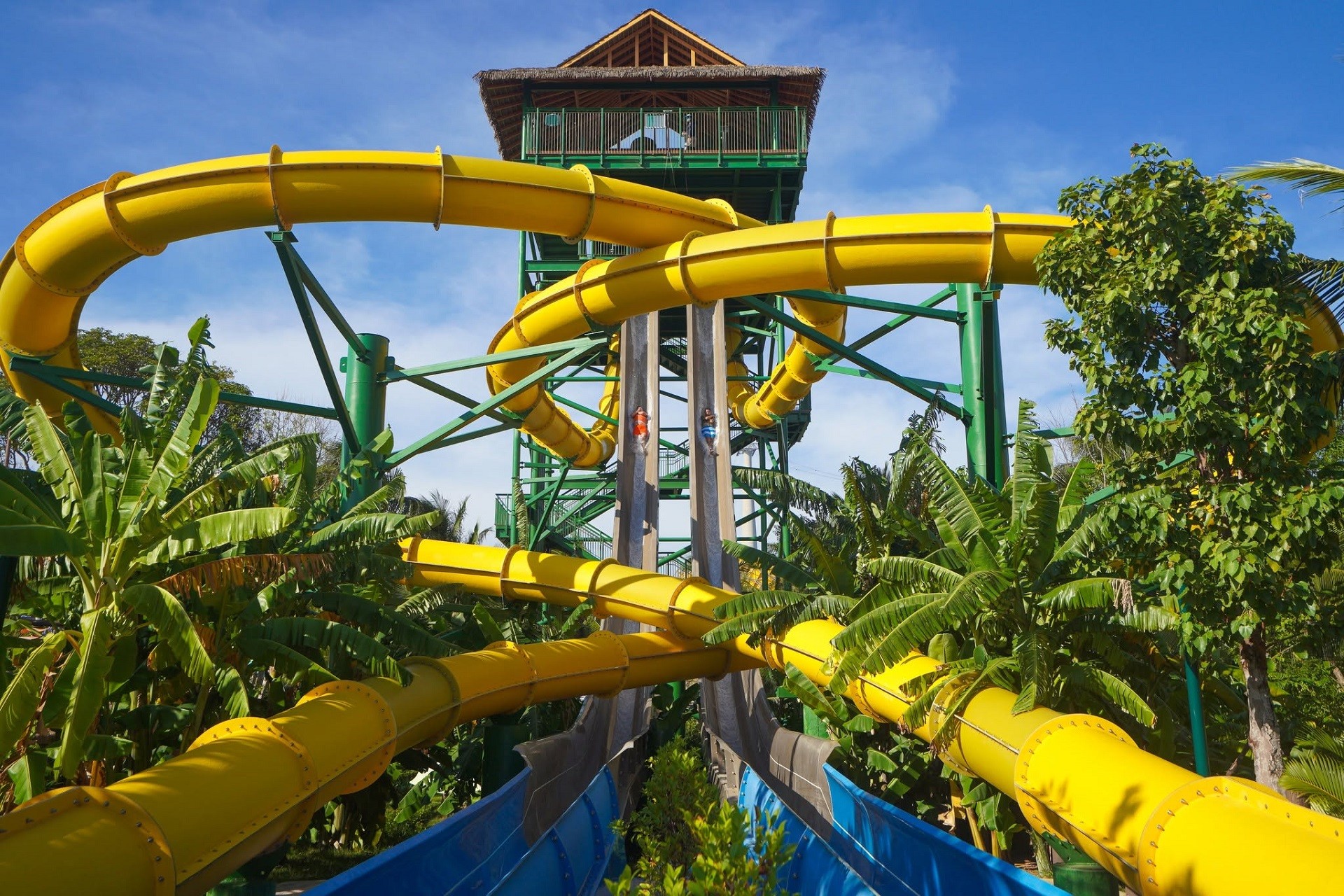 cuoc-chien-mang-xa-sunworld-hon-thom-phu-quoc-1793004727.jpg