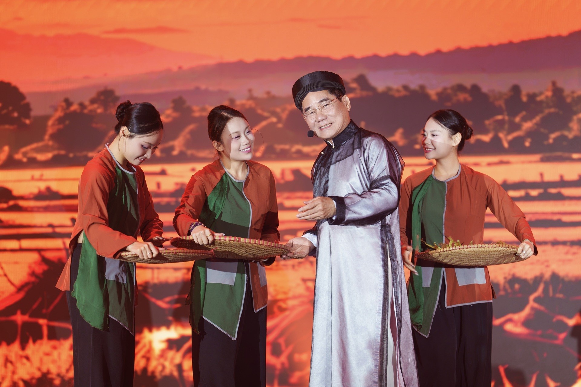 nsnd-pham-tien-dung-1793006509.jpg