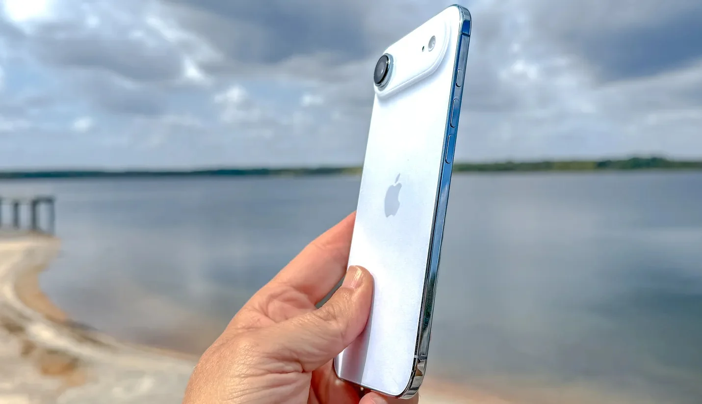 iphone-air-1793072317.png