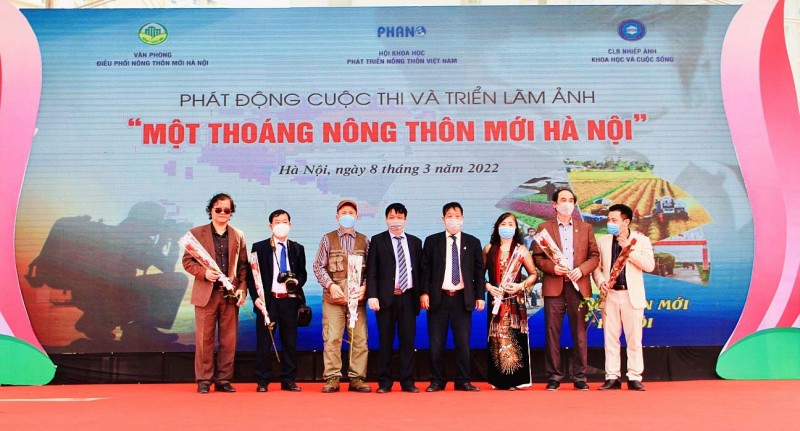 Ra mắt CLB Nhiếp ảnh Khoa học & Cuộc sống và phát động cuộc thi ảnh "Một thoáng Nông thôn mới Hà Nội"