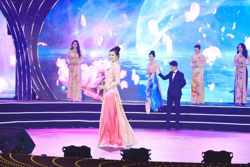 Danh hiệu “Người đẹp có làn da đẹp” cuộc thi HHDN Việt Nam 2022 thuộc về Doanh nhân Võ Thị Thanh Thanh