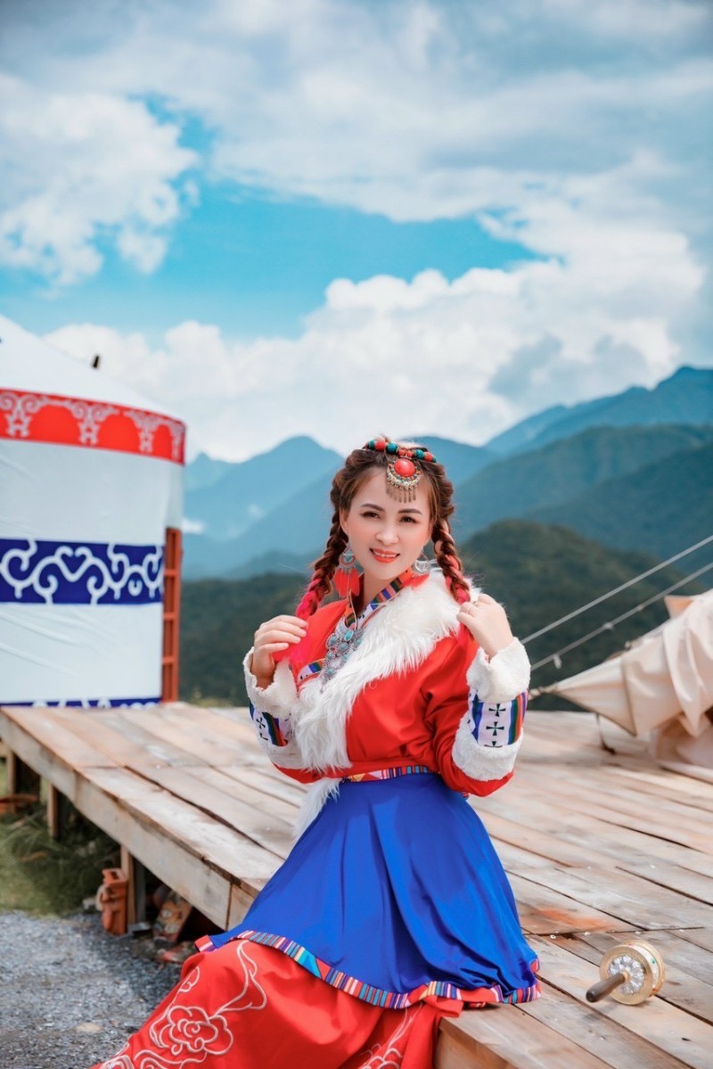 Nữ doanh nhân Nguyễn Thị Hồng là thí sinh tiếp theo lộ diện tại Hoa hậu Thương hiệu Việt Nam 2022