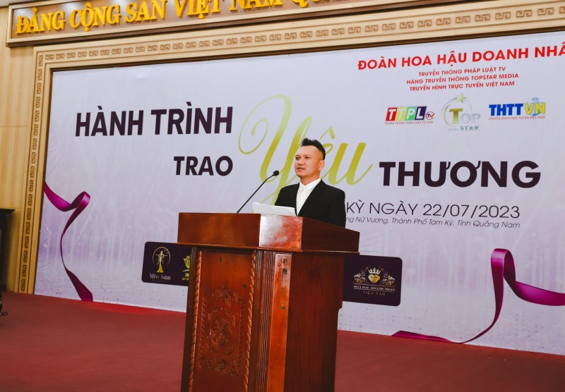 Ông Trương Tuấn dẫn đoàn Hoa hậu Doanh nhân Châu Á Việt Nam 2023 trao quà từ thiện