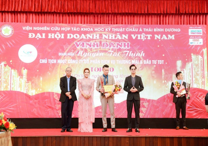 Công ty CP Dịch vụ Thương mại & Đầu tư TDT đạt top 20 doanh nghiệp xuất sắc 2023