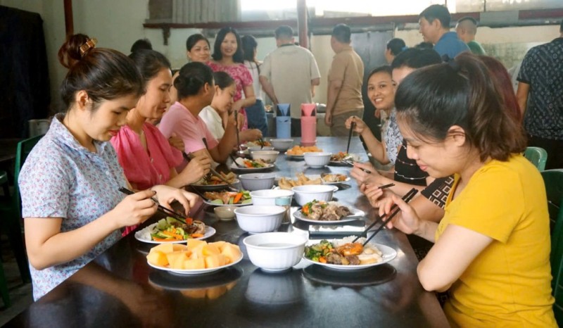 Dấu ấn "Bữa cơm công đoàn"
