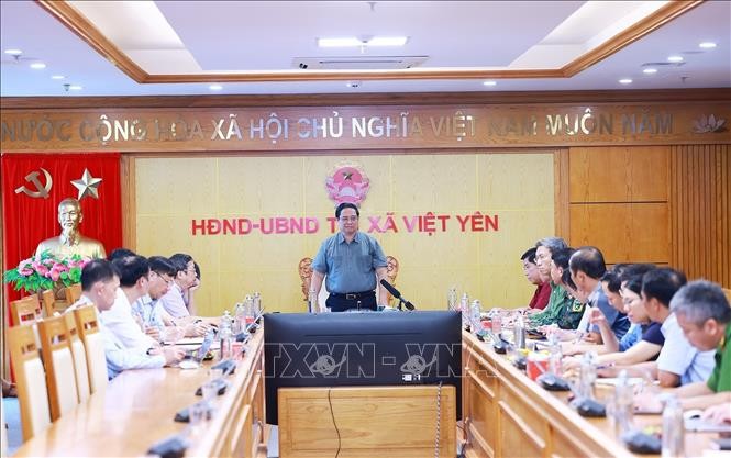 Thủ tướng Phạm Minh Chính chủ trì họp trực tuyến tiếp tục chỉ đạo sẵn sàng ứng phó mưa lũ với phương án xấu nhất