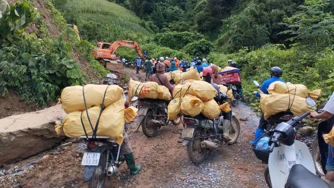 Cả nước đồng hành, sẻ chia, ủng hộ đồng bào bị thiệt hại do bão số 3 và mưa lũ gây ra