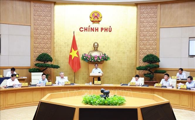 Thủ tướng: Pháp luật vừa quản lý chặt chẽ, vừa phải kiến tạo phát triển