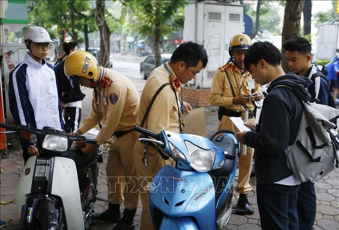Ra quân thực hiện cao điểm bảo đảm trật tự, ATGT cho học sinh từ ngày 1/10 đến hết ngày 31/10/2024