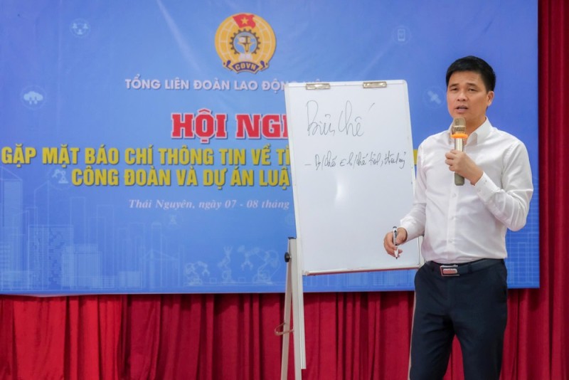 Cán bộ công đoàn khó có tiếng nói độc lập, quyết liệt bảo vệ người lao động khi được người sử dụng lao động trả lương