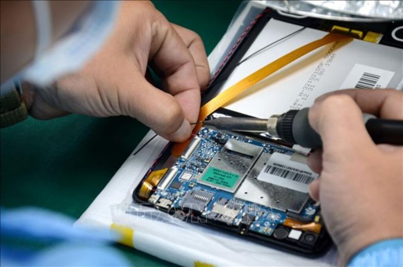 Để Việt Nam nổi lên là điểm đến mới an toàn của chuỗi cung ứng toàn cầu về công nghiệp bán dẫn