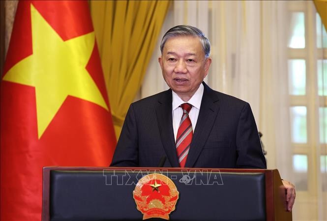 Nhân dịp năm mới Ất Tỵ, Tổng Bí thư Tô Lâm: Khát vọng vươn mình trong kỷ nguyên mới
