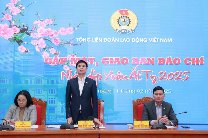 Vinh danh lần đầu tiên 95 công nhân tiêu biểu là đảng viên