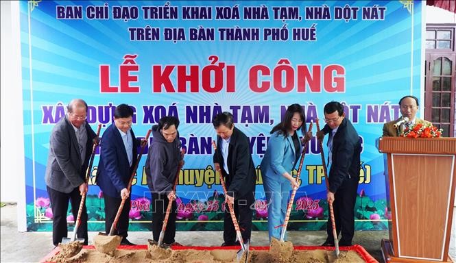 Cả nước có 351 xã không còn nhà tạm, nhà dột nát