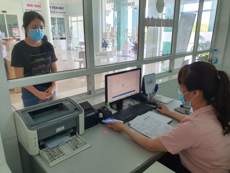 Từ 1/6/2025: Chỉ cấp mới thẻ BHYT giấy đối với 3 trường hợp