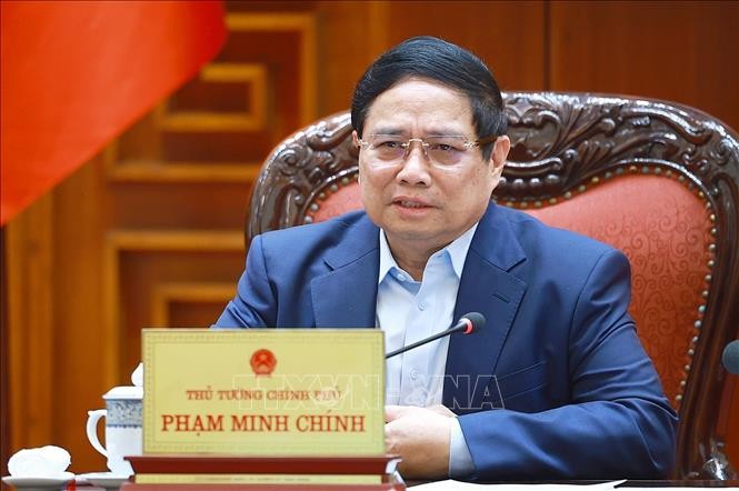 Thủ tướng: Đánh giá, tác động từ chính sách thuế của Hoa Kỳ, thảo luận đưa ra các giải pháp thích ứng với tình hình