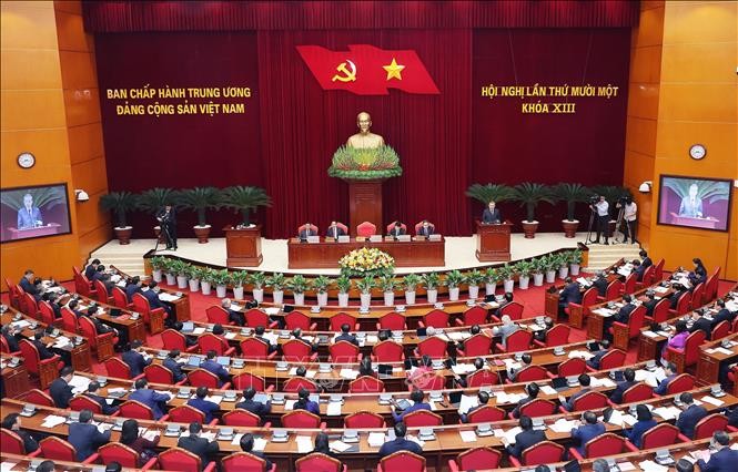 Ngày làm việc thứ hai Hội nghị Ban Chấp hành Trung ương Đảng lần thứ 11 khóa XIII