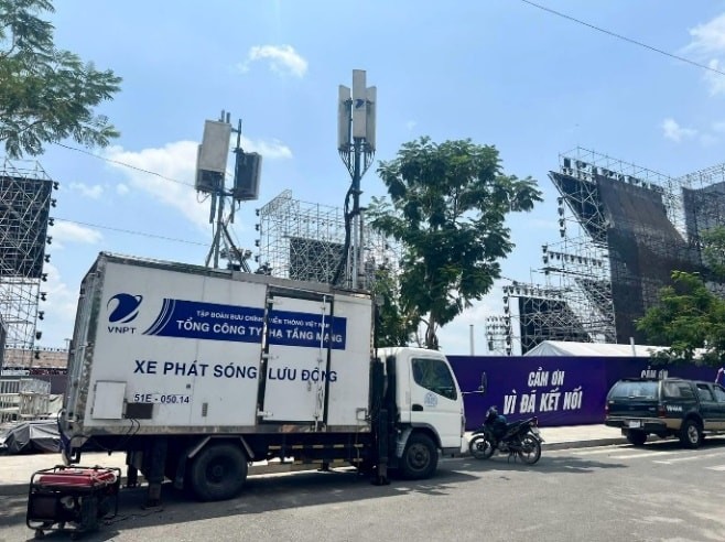 Các nhà mạng đảm bảo thông tin liên lạc thông suốt dịp lễ 30/4 - 1/5