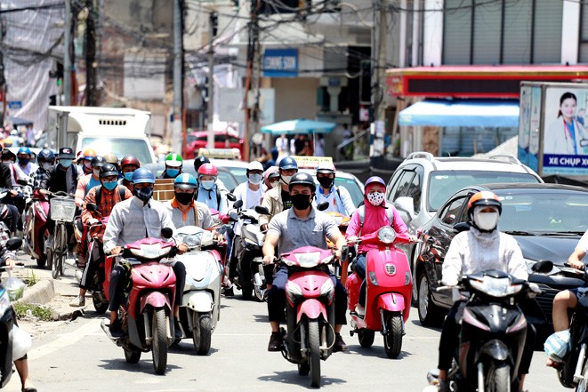Nắng nóng diện rộng tại nhiều khu vực trên cả nước