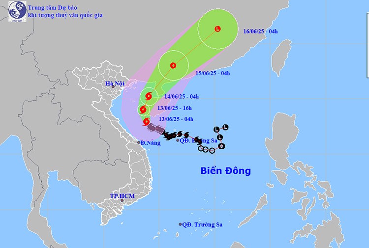 Bão mạnh giật cấp 13 áp sát vịnh Bắc Bộ