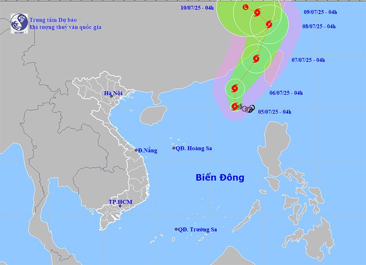 Biển Đông xuất hiện bão mạnh