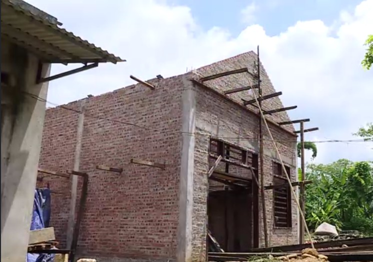 Khẩn trương hoàn thành xóa nhà tạm, nhà dột nát cho người có công