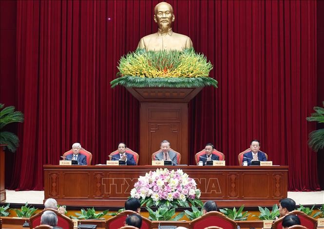 Tổng Bí thư: Trí thức, nhà khoa học, văn nghệ sỹ tiếp tục là lực lượng tiên phong mở đường cho dân tộc tiến lên mạnh mẽ