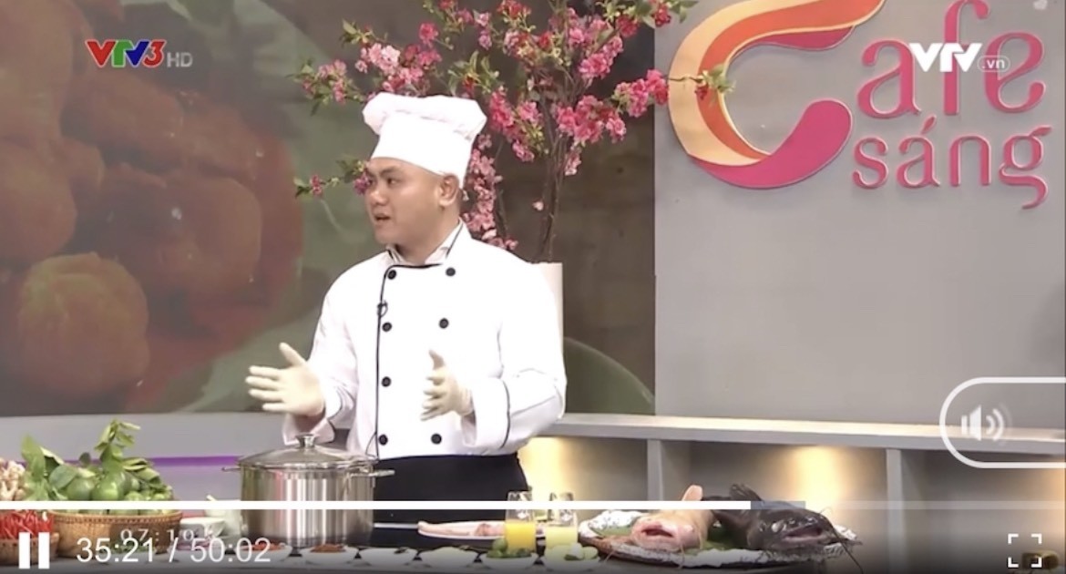 Mạnh Cá Lăng giới thiệu món cá lăng trộn hành tím trên VTV3