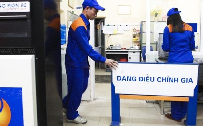 Giá xăng sẽ tăng mạnh vào ngày mai, chạm mốc kỷ lục 30.000 đồng/lít?
