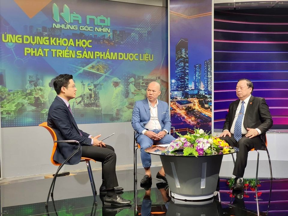 Ứng dụng Khoa học vào phát triển dược liệu: Bài học ở HTX Nam dược Tản Viên Sơn