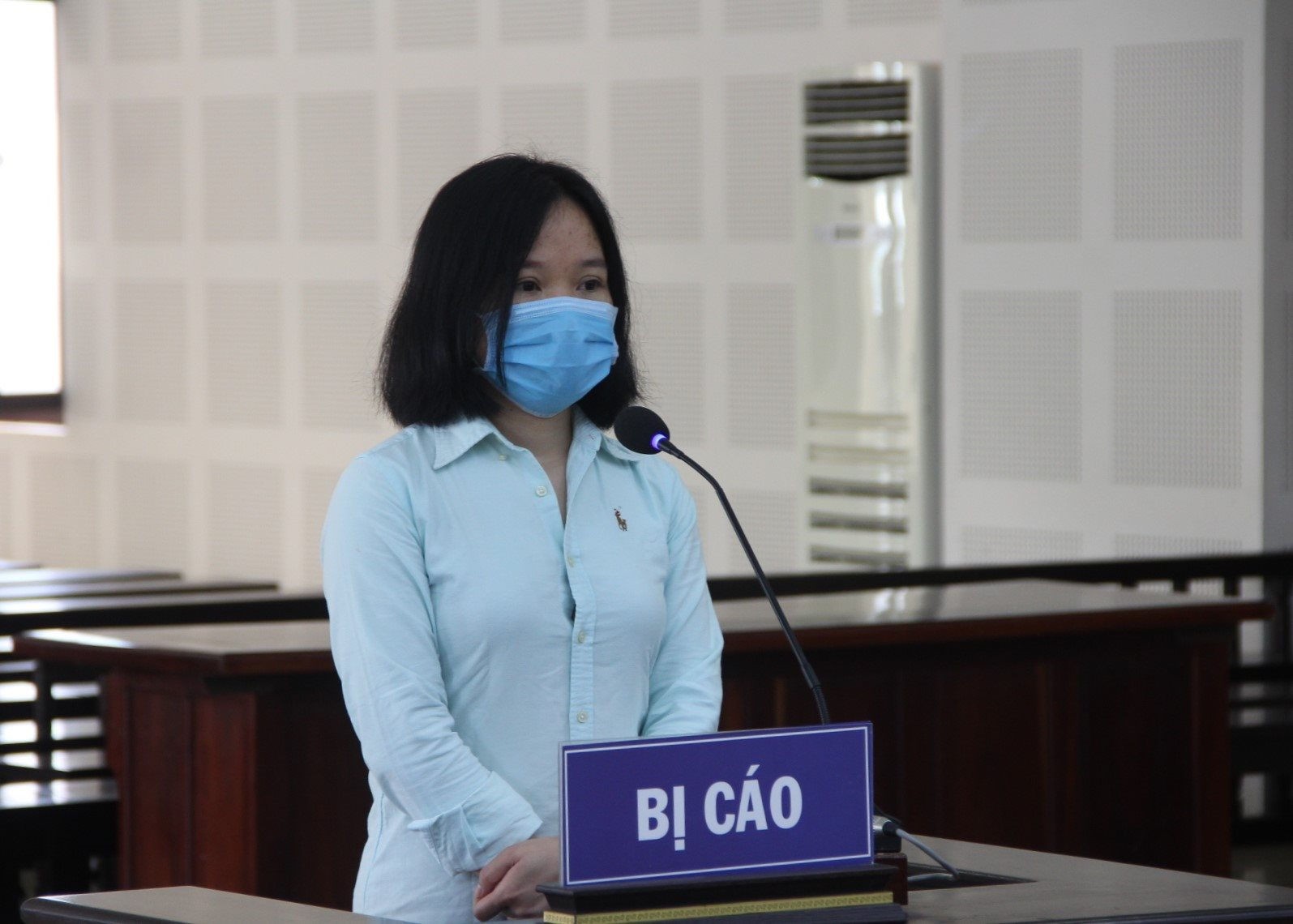 Sử dụng tài khoản ngân hàng của người khác để nhận và chiếm đoạt tiền tỷ