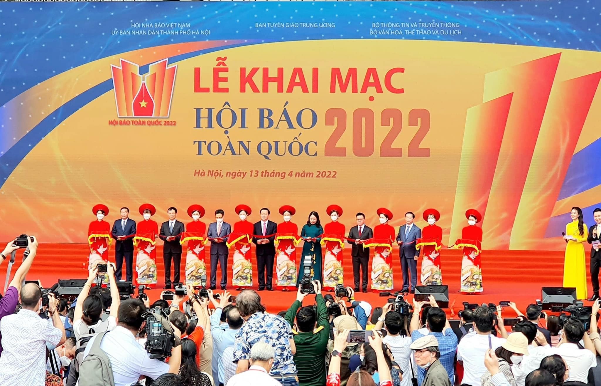 Khai mạc Hội Báo toàn quốc năm 2022 với chủ đề "Báo chí Việt Nam đoàn kết, chuyên nghiệp, hiện đại và nhân văn"