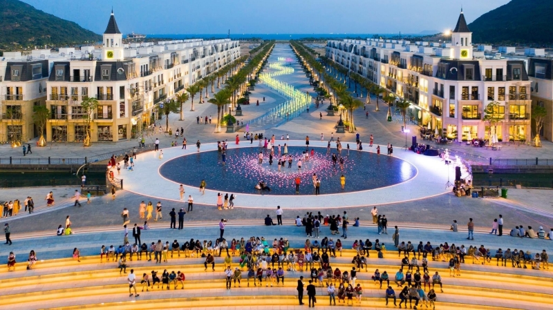 Chủ đầu tư đẩy mạnh tiến độ xây dựng Merryland Quy Nhơn