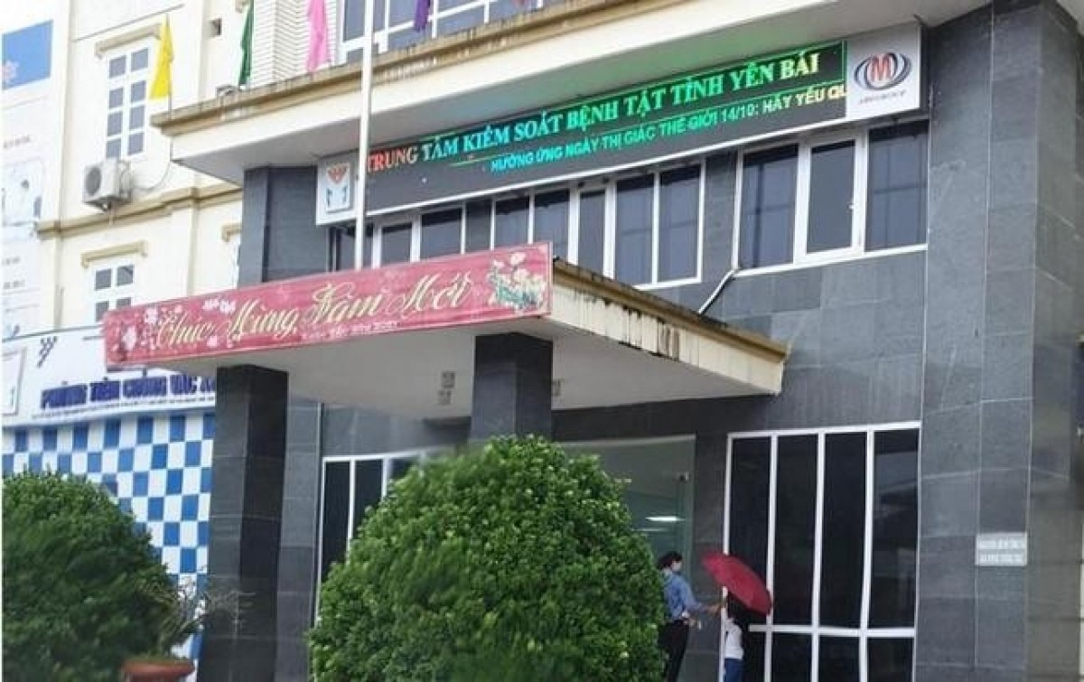 Yên Bái kỷ luật cán bộ, điều tra 6 gói thầu mua kít xét nghiệm của Việt Á